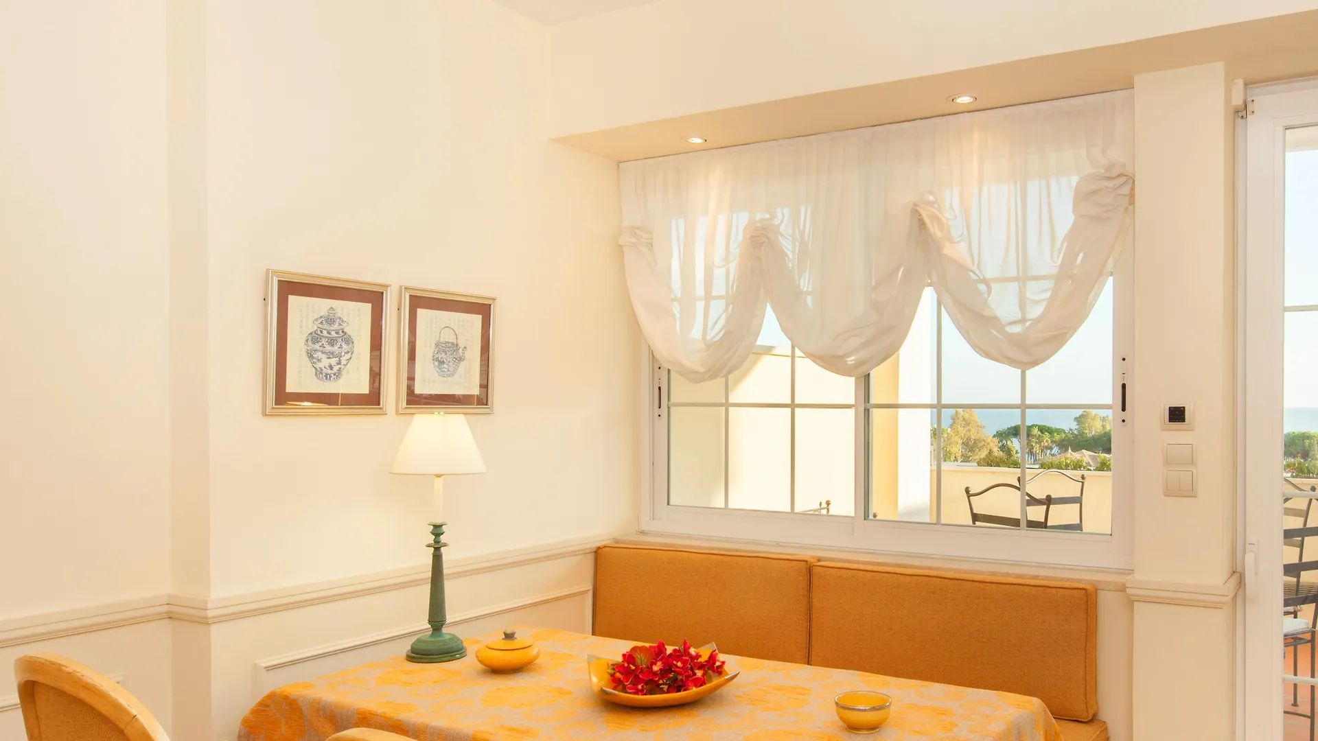 Guadalpin Suites Marbella Spagna