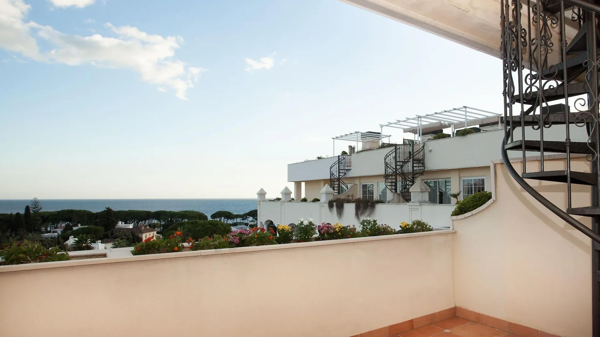 Apartment Guadalpin Suites Marbella