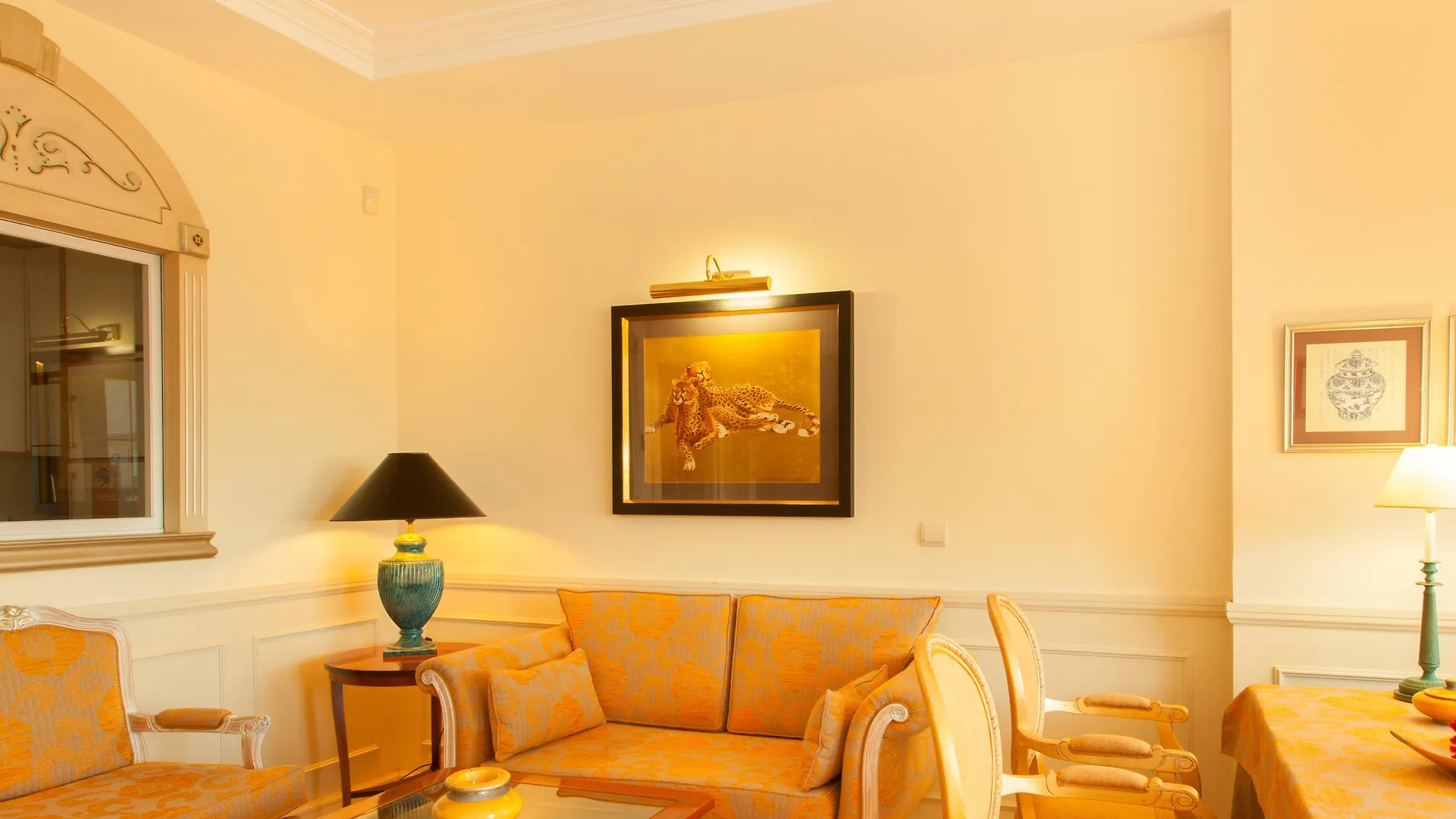 Guadalpin Suites Marbella Apartment