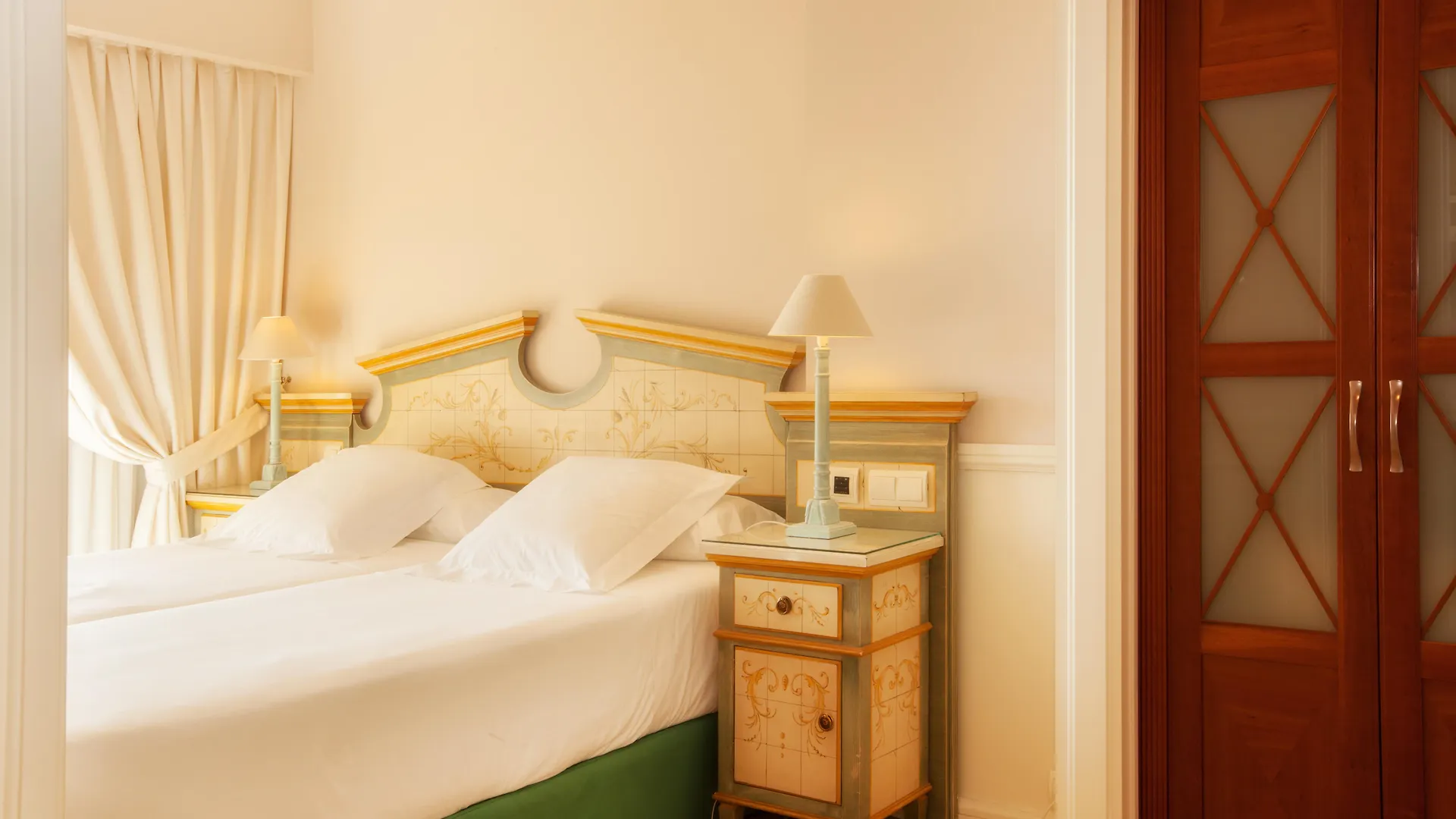 Apartment Guadalpin Suites Marbella Spain
