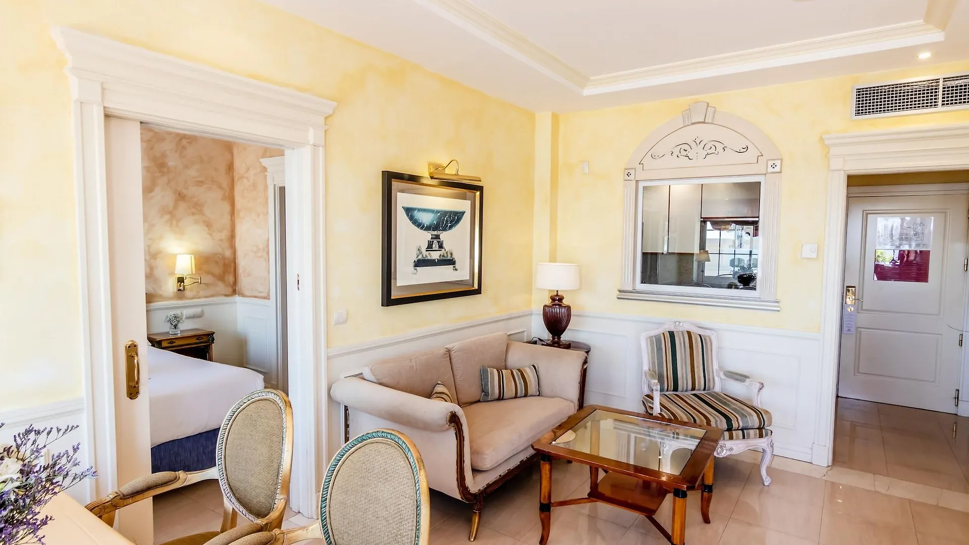 Guadalpin Suites Marbella Apartment